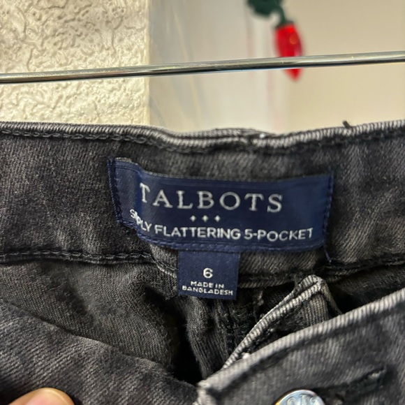 Talbots Simply Flattering 5 Pocket Black Washed Barely Boot Jeans Size 6 - Picture 3 of 7